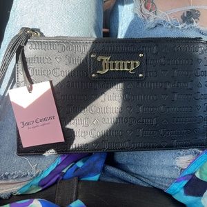 Black Juicy Wristlet